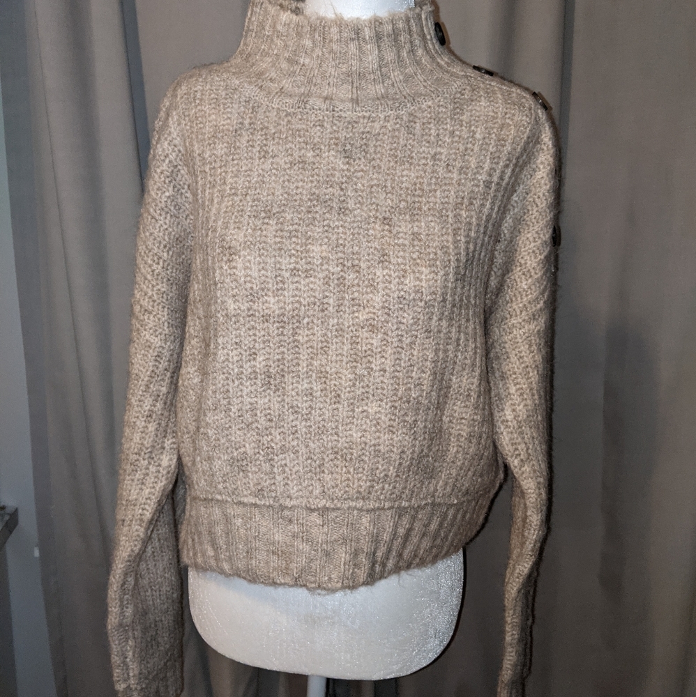 Jessica Simpson Cropped Sweater (Sz M)